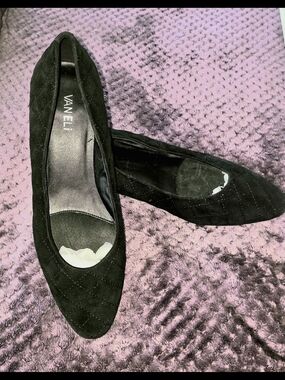 Vaneli Black Quilted Pointed-Toe Low Heel Suede-Look